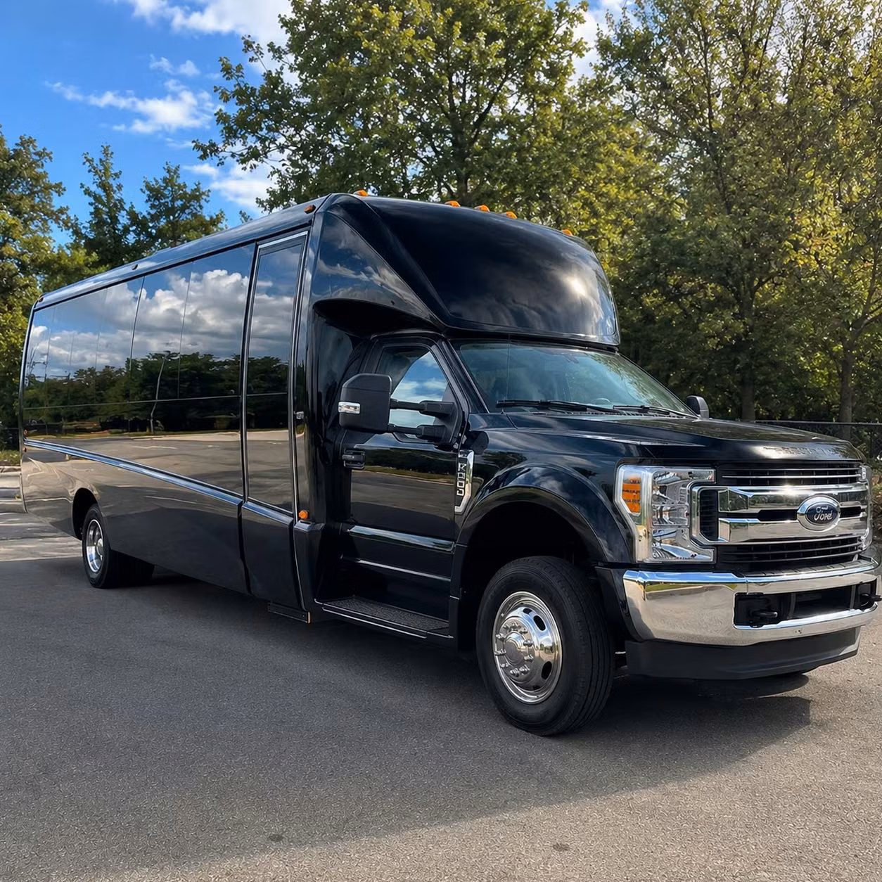 15 passenger minibus