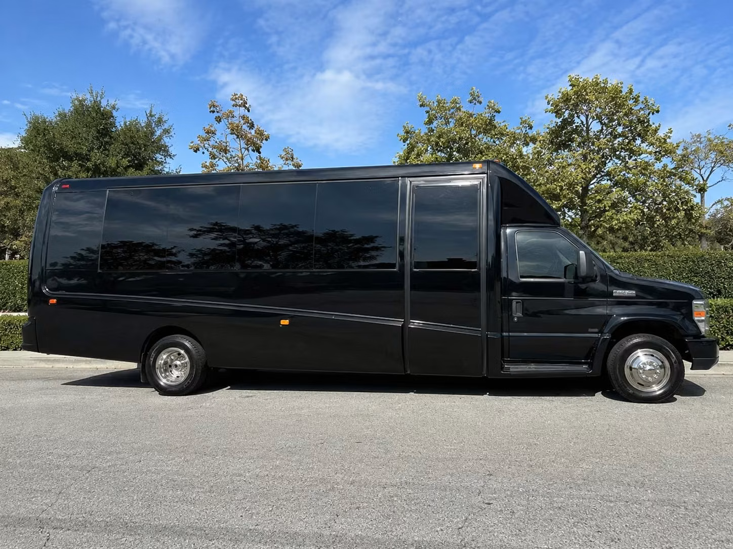 18 passenger minibus