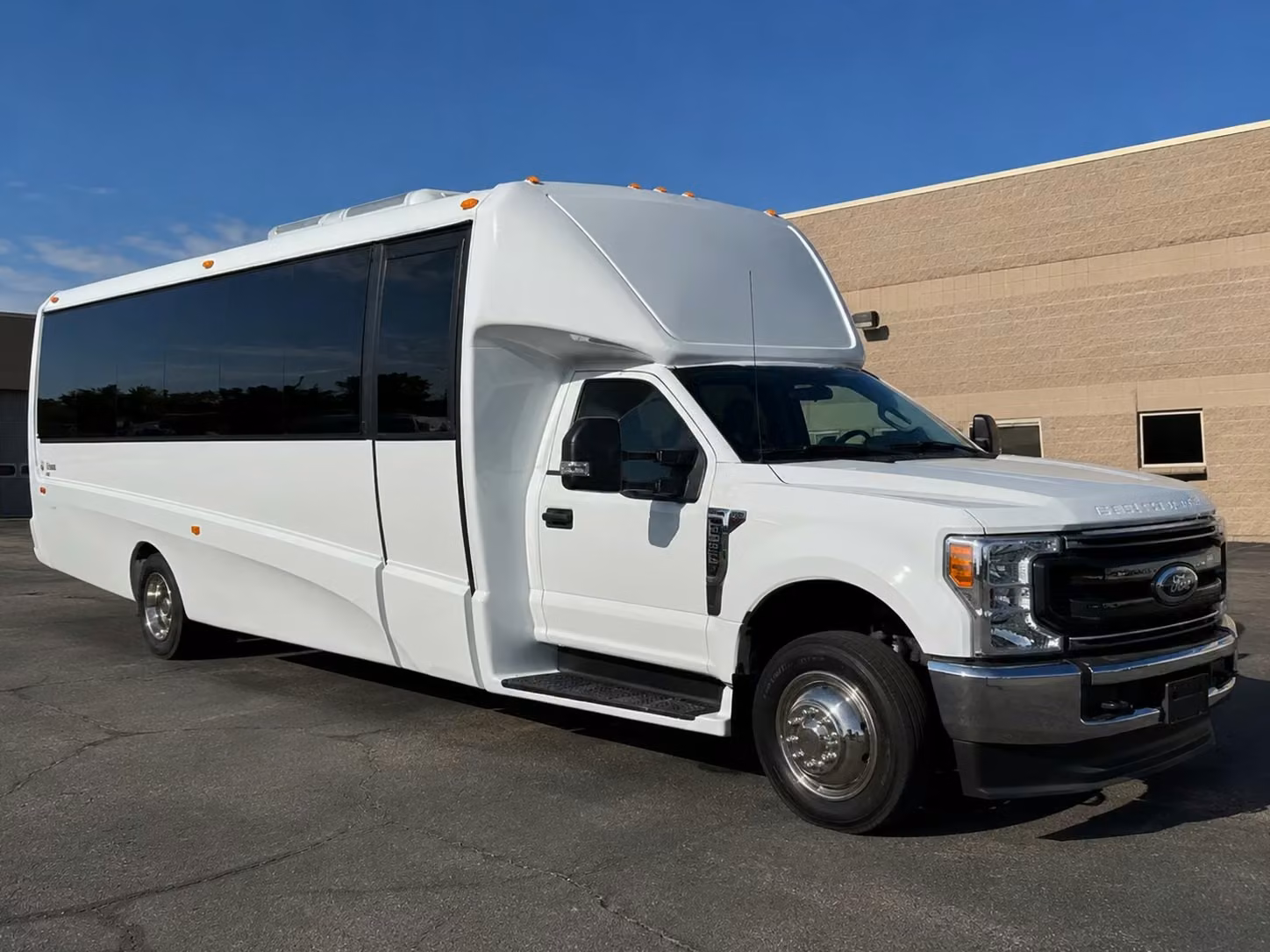 20 passenger minibus