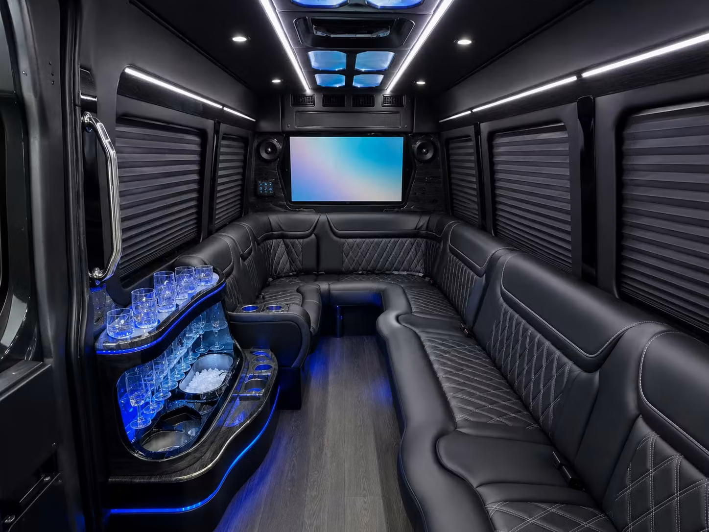 airport shuttle buses for out of town wedding guests arriving in las vegas
