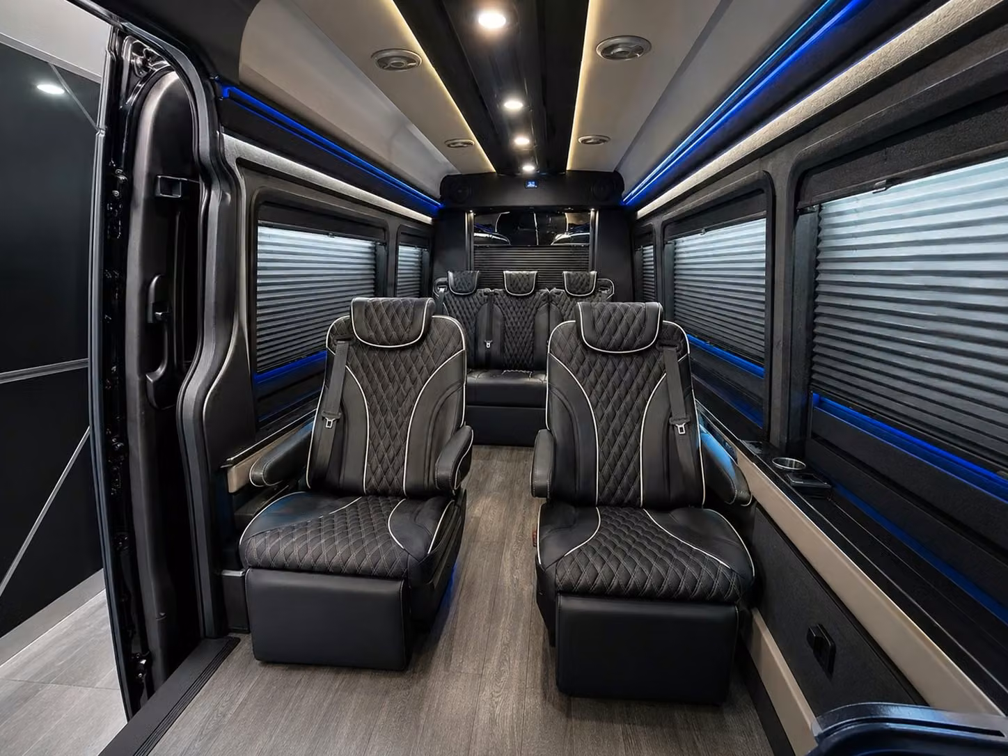 airport transfers for corporate groups executive teams and employee shuttles