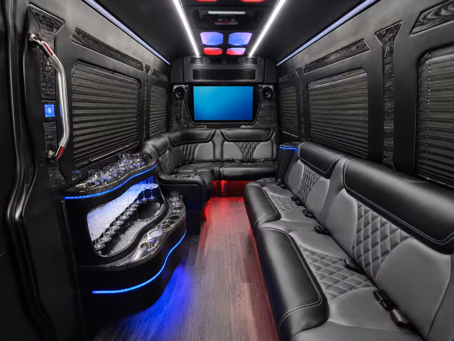 for the best field trip bus rentals to the las vegas natural history museum