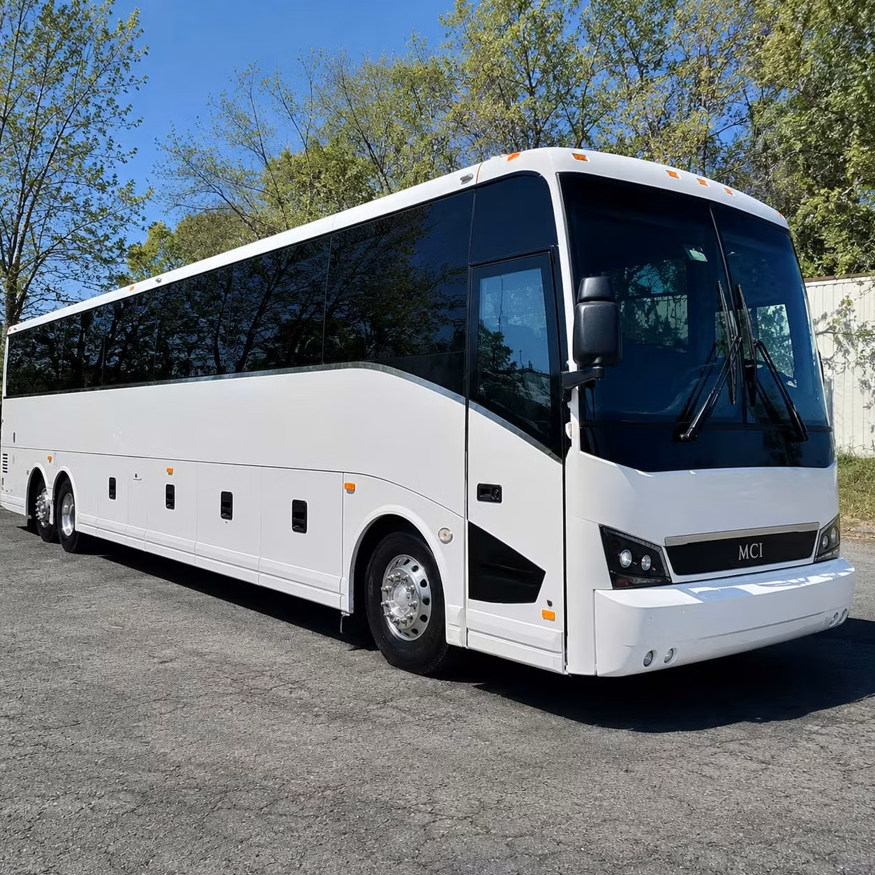 skip the strip traffic let your las vegas concert bus handle the drive
