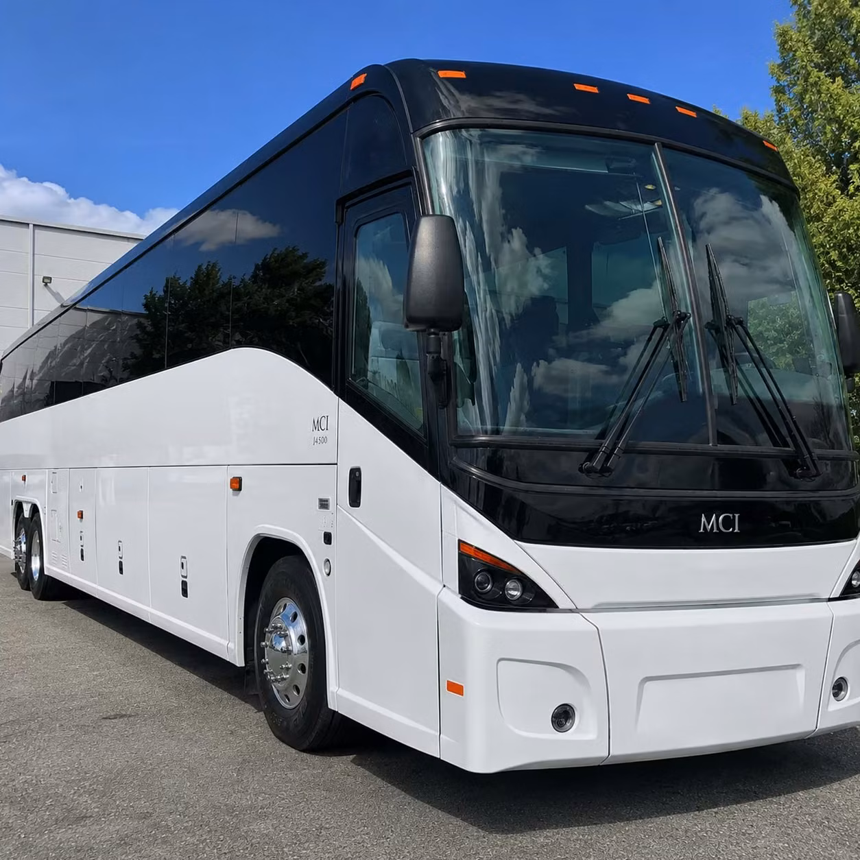 tech campus corporate park commuter shuttles in las vegas
